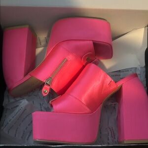 Fashion to Figure Bold Pink Platform Heels